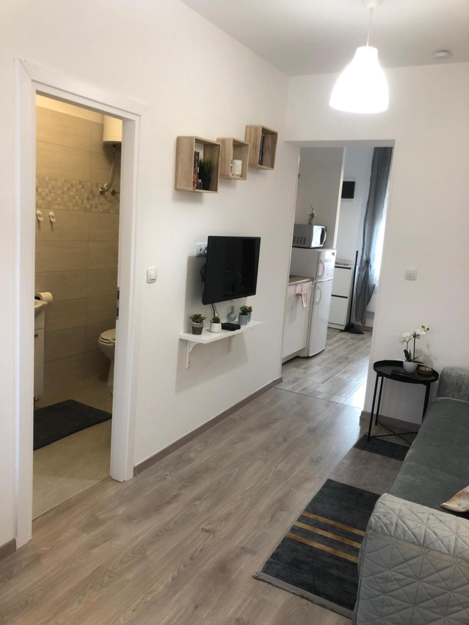 Stipe- With Free Parking, Self Check-in 0-24 * Zagreb